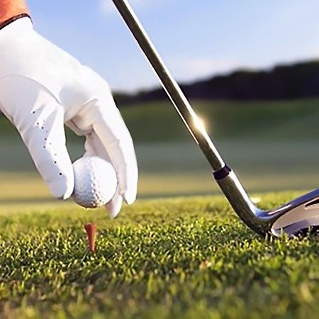 Bergamo Inn 15 Екстер'єр фото Golf