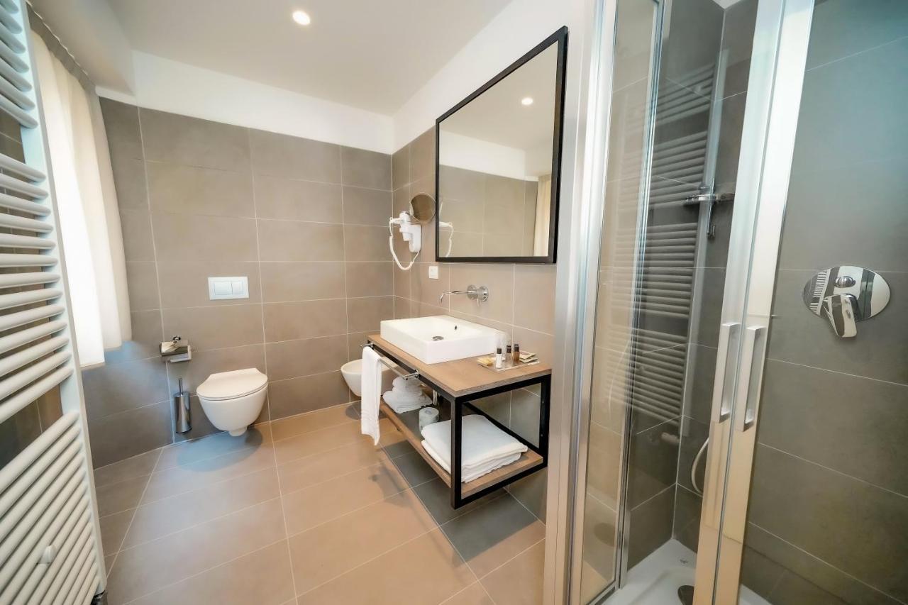 Bergamo Inn 15 Екстер'єр фото Bathroom